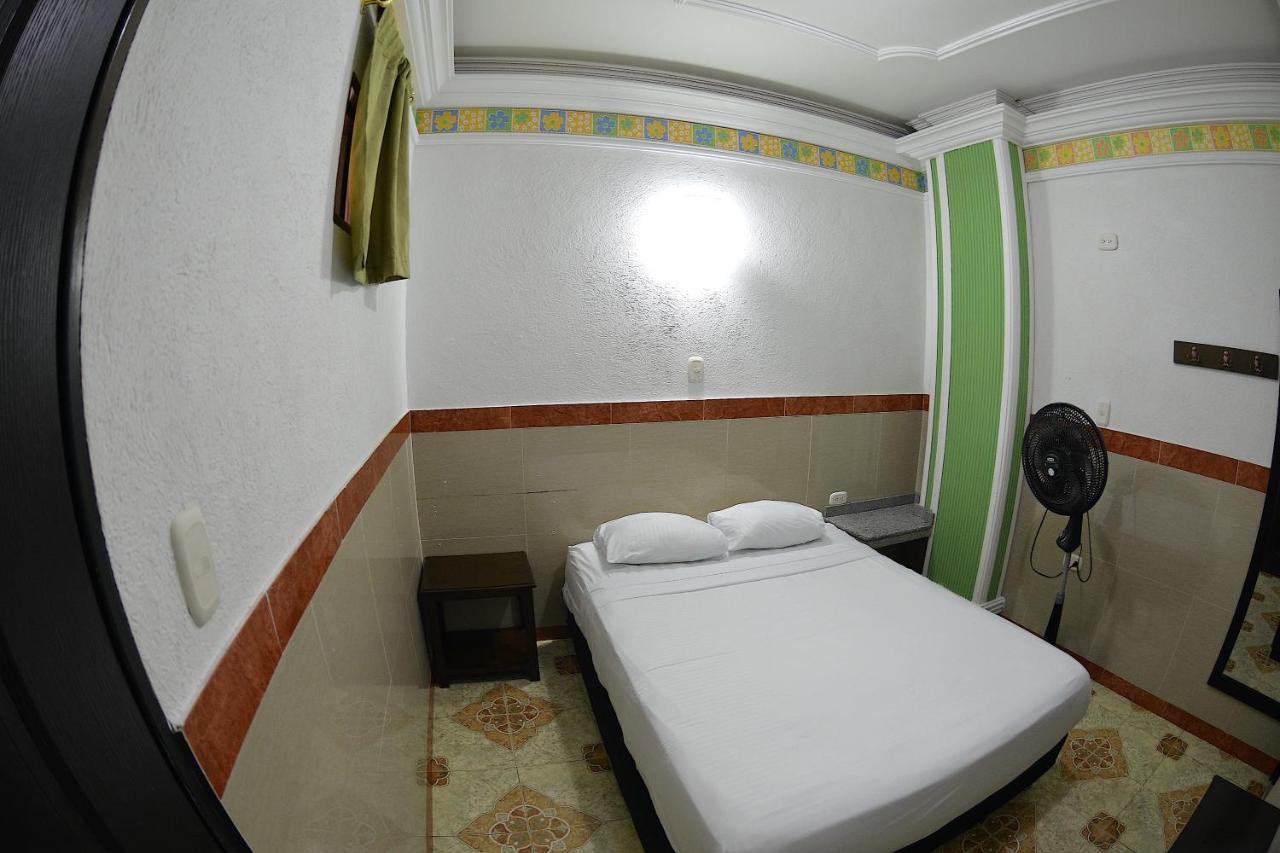 La Hermosa Hotel Buga Εξωτερικό φωτογραφία